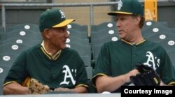 Bert Campaneris con el actor Will Ferrell.