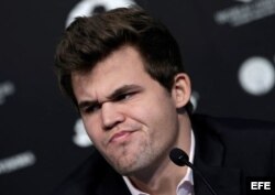 Magnus Carlsen cumple hoy 26 años de edad.