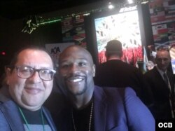 (i-e) Edemio Navas y Floyd Mayweather Jr.