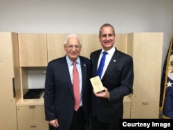 Mario Diaz-Balart con el embajador de los Estados Unidos en Israel, David Friedman.