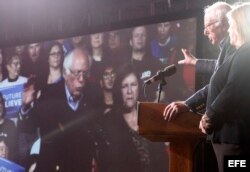 SEGUIDORES DE BERNIE SANDERS LO APOYAN EN VERMONT