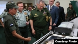 Ministro de defensa de Rusia, Serguei Shoigu, en centro topográfico de Nicaragua. 