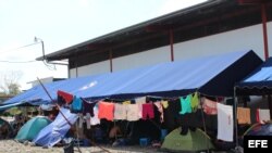 Albergue habilitado en Paso Canoas, frontera de Panamá con Costa Rica, para acoger a migrantes cubanos varados en territorio panameño (10 de abril, 2016).