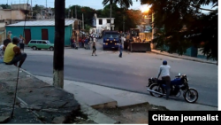 Equipos usados para demolición de kiosco Santiago de Cubaon reparto altamira Foto jdanielferrer