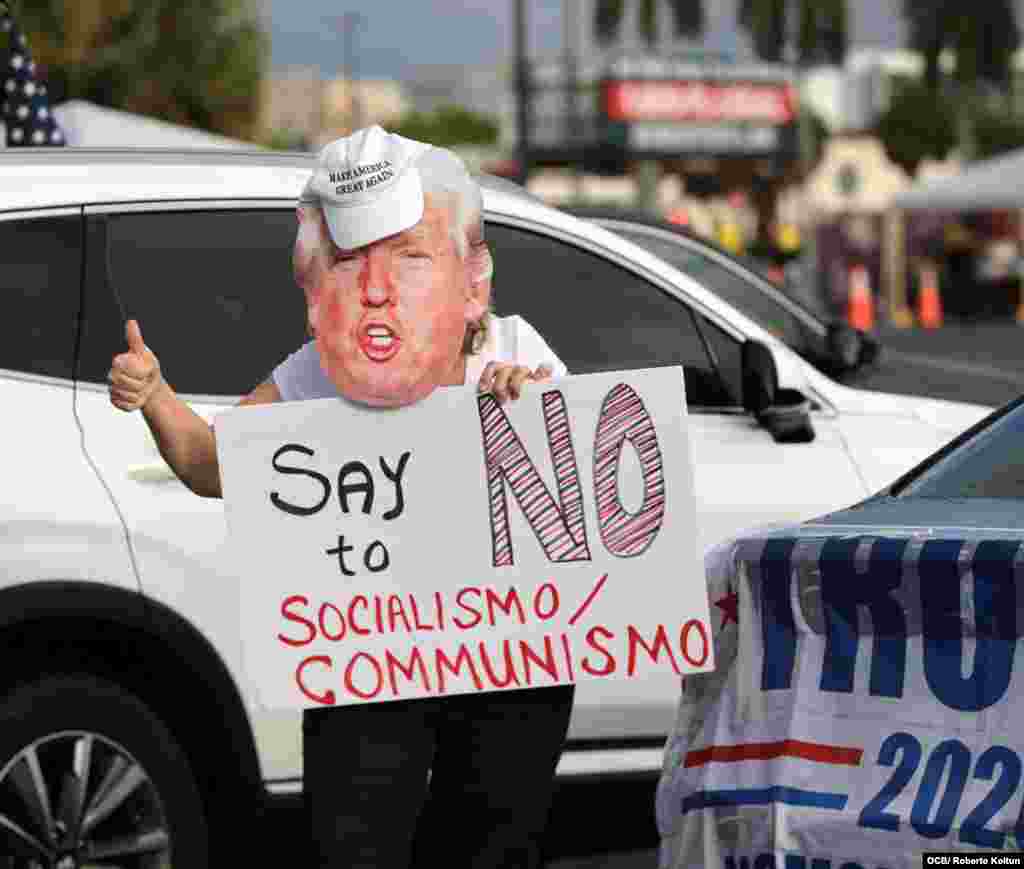 Caravana por la Libertad y la Democracia en Miami.