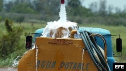 El agua salubre, el saneamiento adecuado y la inocuidad de los alimentos son fundamentales para la prevención del cólera.