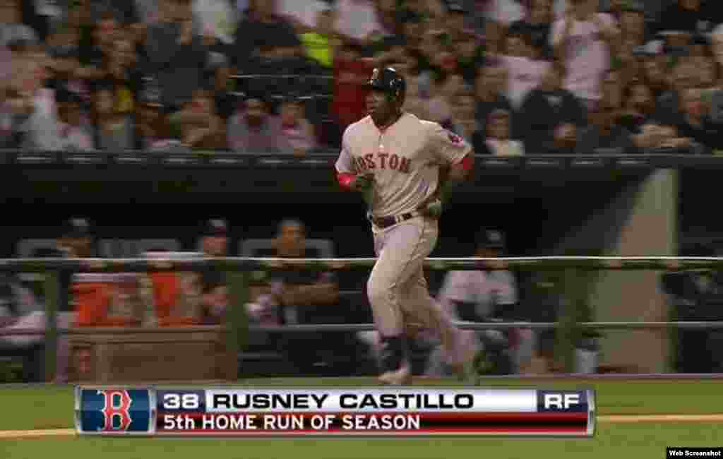 Rusney&nbsp;Castillo, jardinero derecho de los Medias Rojas de Boston.