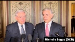 El senador Bob Menendez, y el presidente de Colombia Iván Duque, en el Capitolio. 