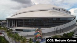 Vista aérea del Loan Depot Park de Miami, o Marlins Park. (Foto: Roberto Koltun/OCB) 