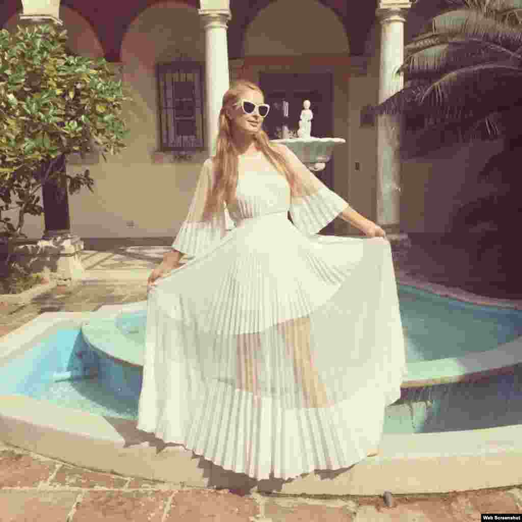 "Precioso día en La Habana", titula Paris Hilton en su cuenta de Instagram al colgar esta imagen.