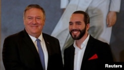 Nayib Bukele y Mike Pompeo en San Salvador, El Salvador, el 21 de julio, 2019. REUTERS/Jose Cabezas