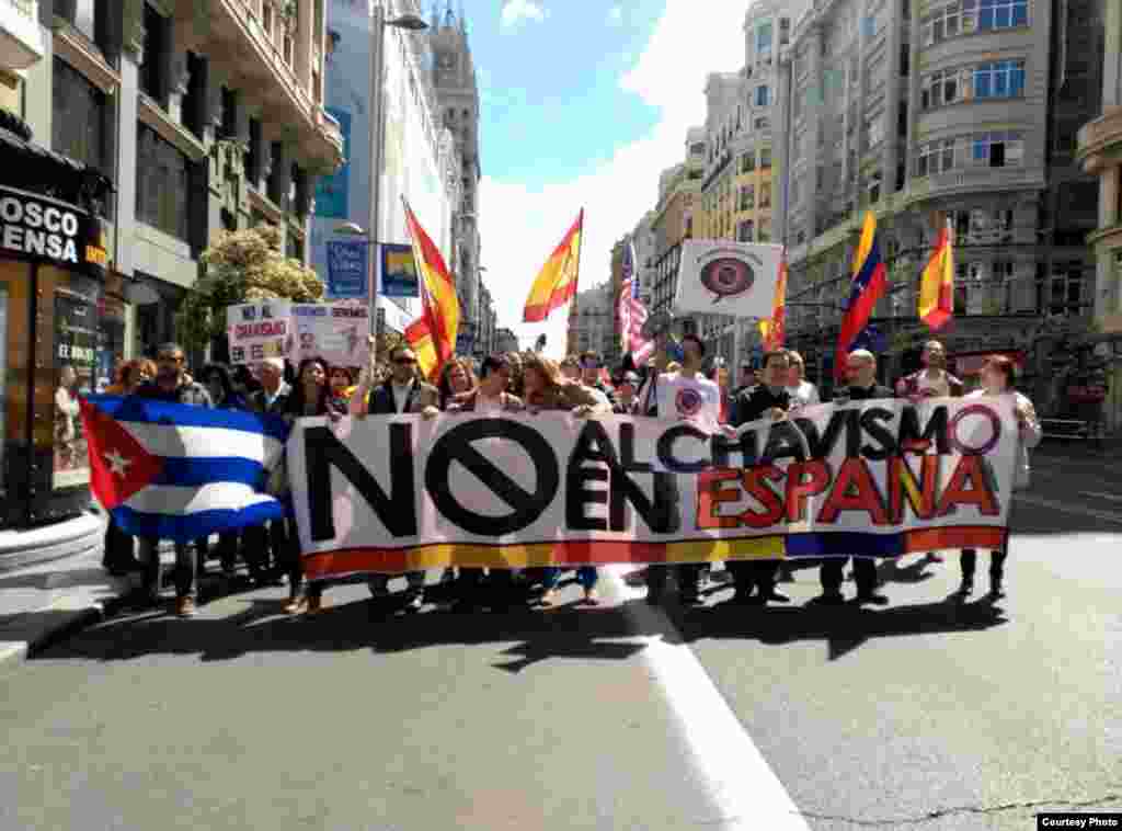 Manifestación contra Podemos en Madrid