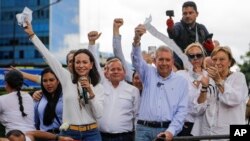 El Consejo Nacional Electoral (CNE) proclamó oficialmente a Nicolás Maduro como ganador de los comicios por 51% de los votos respecto de 44% del candidato opositor Edmundo González, un resultado desconocido por la oposición venezolana y varios países.