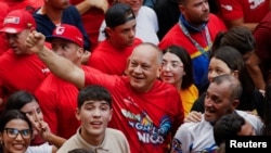 El ministro del Interior de Venezuela, Diosdado Cabello, asiste a una marcha estudiantil en apoyo a Nicolás Maduro, en Caracas, Venezuela, el 21 de noviembre de 2024. Su hija Daniela Cabello ha sido sancionada por EEUU. REUTERS/Leonardo Fernández Viloria