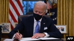 Presidente Joe Biden en Despacho Oval de la Casa Blanca. Jim WATSON / AFP.