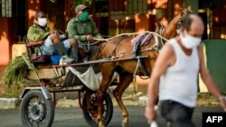 Una imagen tomada en una calle de La Habana el 17 de abril (Yamil Lage/AFP).