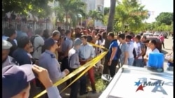 Fin de semana de protestas frente a la embajada de Ecuador en La Habana