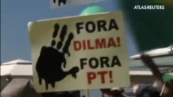 Miles de personas salen a la calle en Brasil para pedir la dimisión de la presidenta Dilma Rousseff