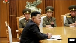 Kim Jong Un preside una reunión de emergencia con el Comité Central Militar del Partido de los Trabajadores. (Foto Archivo)