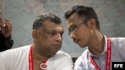 AirAsia confirma la perdida del avión con 162 pasajeros a bordo