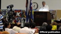 Miguel Díaz-Canel Bermúdez, miembro del Buró Político del Partido Comunista de Cuba, en Congreso de los periodistas de Cuba. Foto Archivo