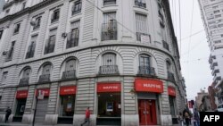 Vista del edificio donde está ubicado el apartamento donde nacio Ernesto Guevara en Rosario, Argentina.