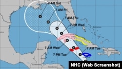 Posible trayectoria de nuevo ciclón en el Mar Caribe. (NHC)