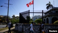 FOTO ARCHIVO. Embajada de Canadá en La Habana. REUTERS/Alexandre Meneghini