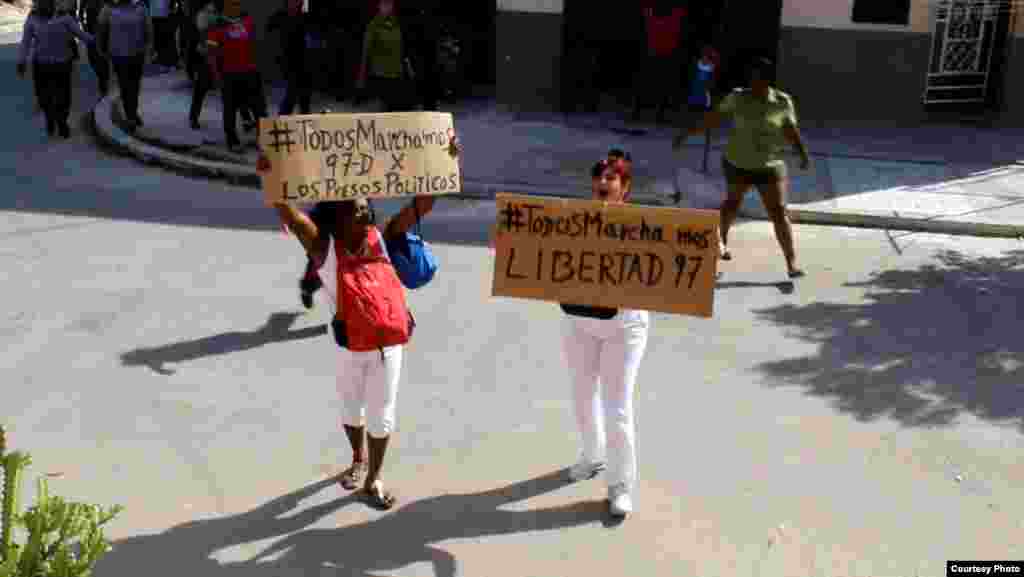 Protestan las Damas de Blanco en el 97 domingo de Todos Marchamos