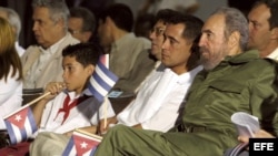 Fidel Castro, Elián González y su padre Juan Miguel González .